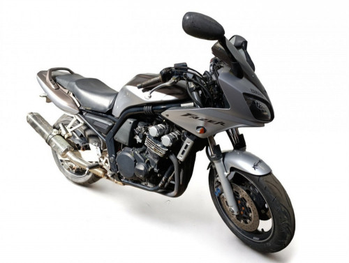 YAMAHA FAZER 600