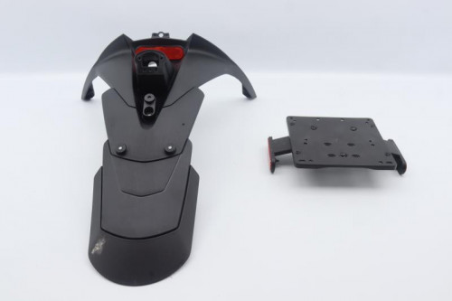 Support de plaque et eclairage PIAGGIO 300 MP3 SPORT 2020 - 2022
