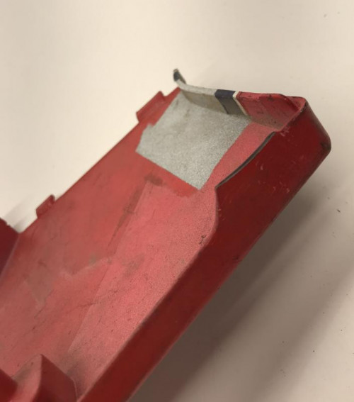 Cache carenage coque arriere droit YAMAHA FZ 750 1985-1987