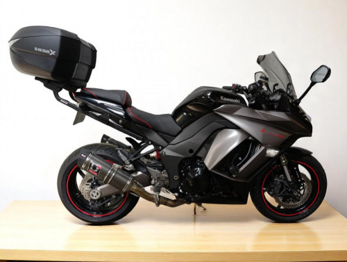 KAWASAKI Z1000