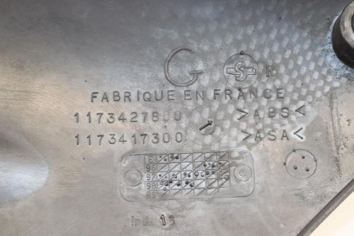 Cache lateral gauche PEUGEOT 50 SPEEDFIGHT 1996 - 2002