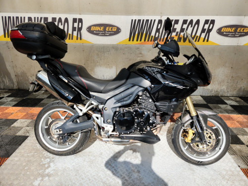 TRIUMPH 1050 TIGER
