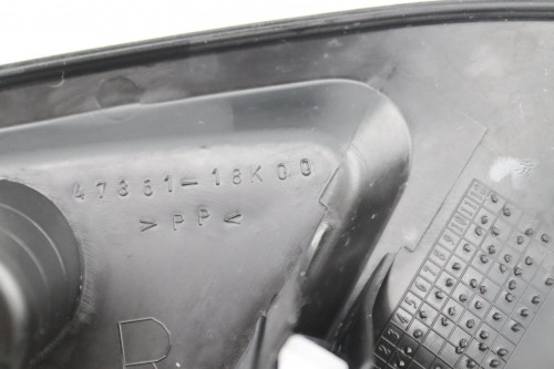 Habillage de cadre droit SUZUKI 650 SV 2016 - 2025