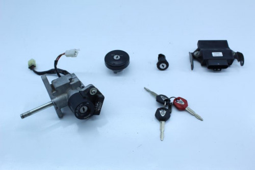 Jeu de serrure contacteur a cle code YAMAHA 125 XMAX 2006 - 2009