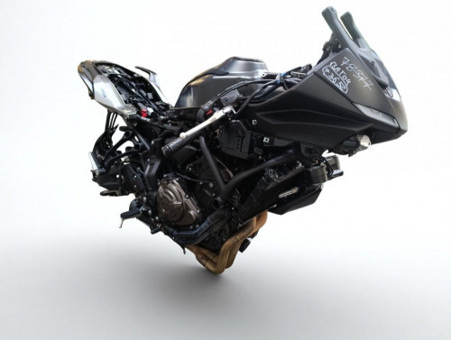 YAMAHA TRACER 7