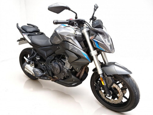 VOGE 500 R