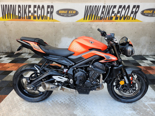 TRIUMPH STREET TRIPLE 765