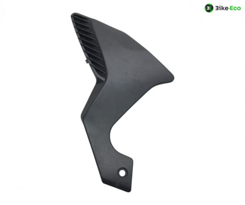 Cache lateral droit HONDA VFR 1200 F 2010-2016