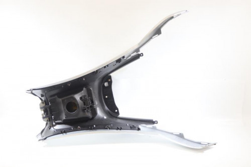 Cache carenage centrale marche pieds plancher PIAGGIO 300 MP3 TOURING 2011 - 2013