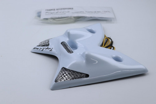 Support de plaque et eclairage SUZUKI 1000 GSXR 2003 - 2004