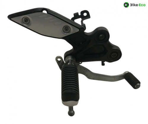 Platine avant droite YAMAHA FZ8 800 2011-2015