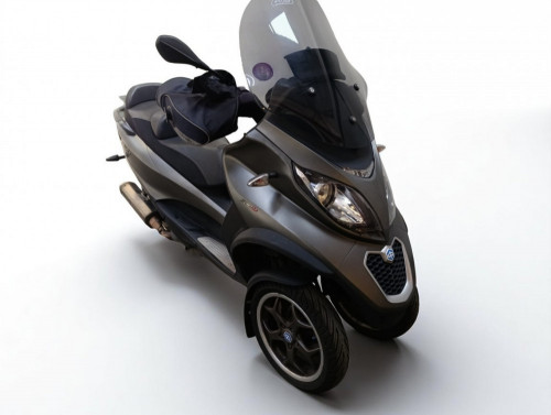 PIAGGIO MP3 300