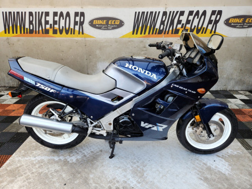 HONDA VFR 750 F-1