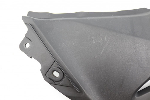 Habillage de cadre droit HONDA CBR 125 R 2011 - 2016