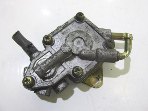 Pompe a essence YAMAHA YP 250 1996-1998 MAJESTY
