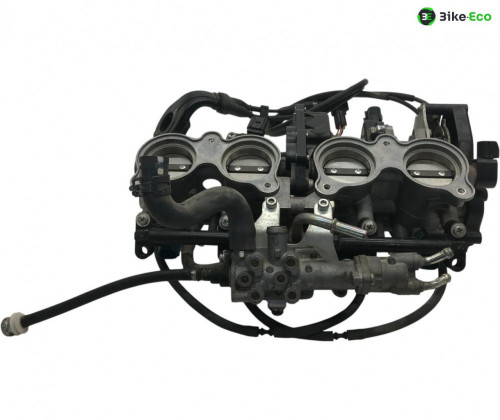 Rampe d'injection YAMAHA FZ8 800 2011-2015