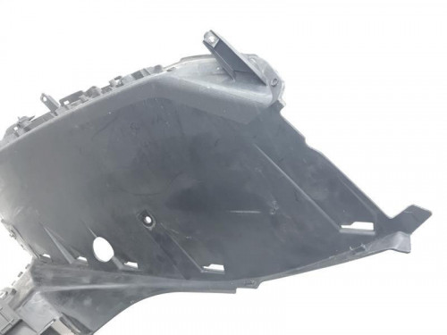 Cache carenage centrale marche pieds plancher YAMAHA YPR 125 2010-2013 X-MAX