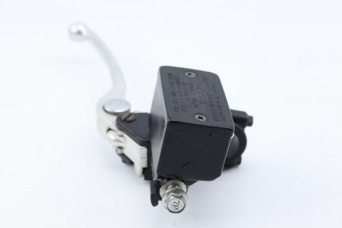 Maitre cylindre frein avant SUZUKI 650 BURGMAN 2007 - 2013