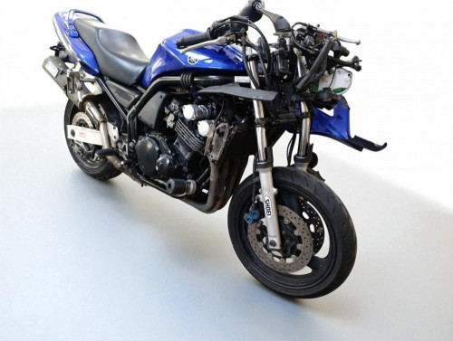 YAMAHA FAZER 600