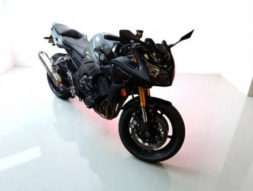 YAMAHA FZ1