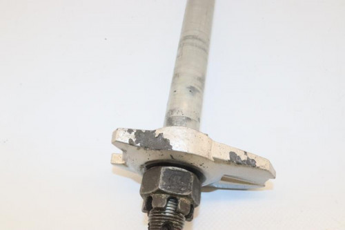 Axe de roue arriere KAWASAKI 650 ER6 F 2009 - 2011