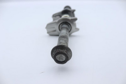 Axe de roue arriere KAWASAKI 650 ER6 N 2009 - 2011