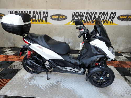 PIAGGIO MP3 300 YOURBAN HPE