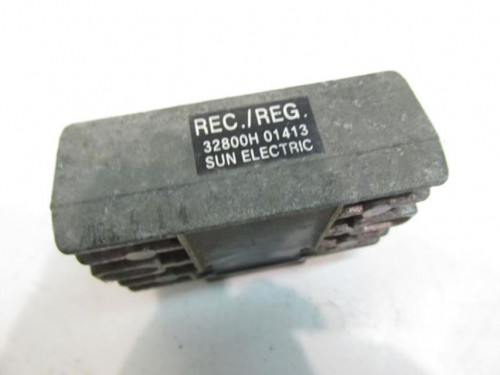 Regulateur charge batterie PIAGGIO X9 EVO 125 2003-2007