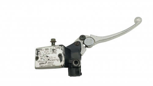 Maitre cylindre frein avant YAMAHA FAZER 600 FZS 1998 - 2001