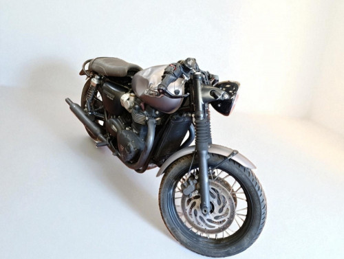 TRIUMPH BONNEVILLE T120