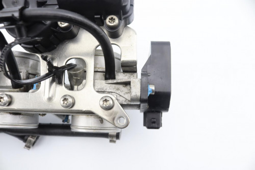 Rampe d'injection BMW K 1200 LT 2004 - 2009