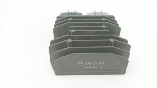 Regulateur charge batterie DUCATI 821 MONSTER 2014 - 2017