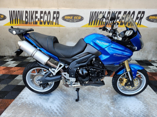 TRIUMPH TIGER 1050