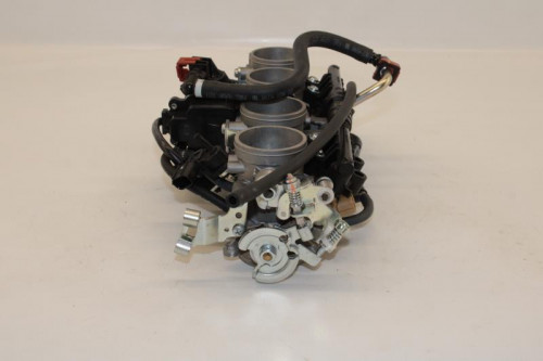 Rampe d'injection KAWASAKI 900 Z ABS ( 70 KW ) 2020 - 2021