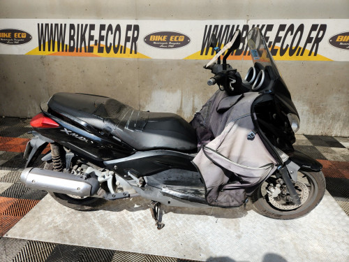YAMAHA X MAX 125