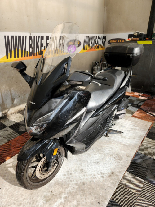 HONDA NSS 125 FORZA