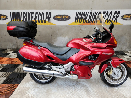 HONDA DEAUVILLE 650