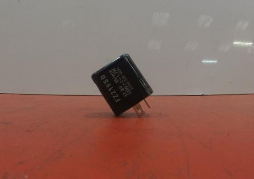 Centrale clignotant YAMAHA TRICITY 125 2015 - 2015