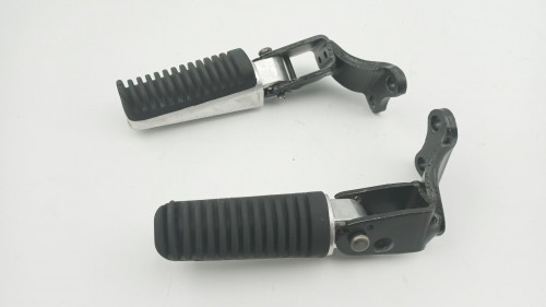 Repose pieds arriere YAMAHA 125 XMAX 2006 - 2009