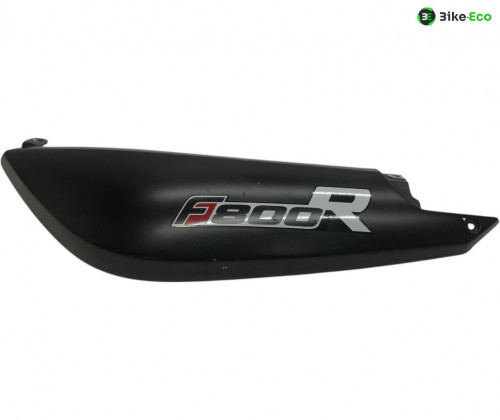 Cache carenage coque arriere gauche BMW F 800 R 2012-2014