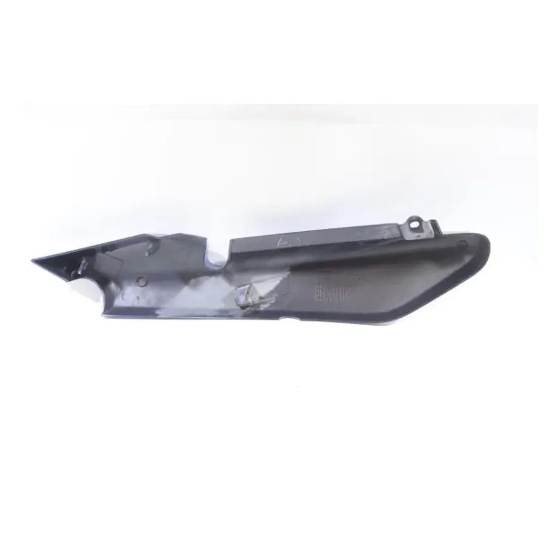 Coque arriere gauche YAMAHA YBR 125 2005 - 2006