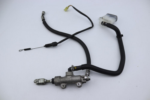 Maitre cylindre frein arriere SUZUKI 650 GLADIUS 2009 - 2015