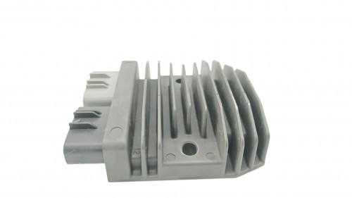 Regulateur charge batterie YAMAHA MT07 700 2018 - 2020
