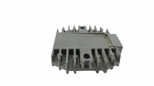 Regulateur charge batterie MBK SKYLINER 125 S 2014 - 2014