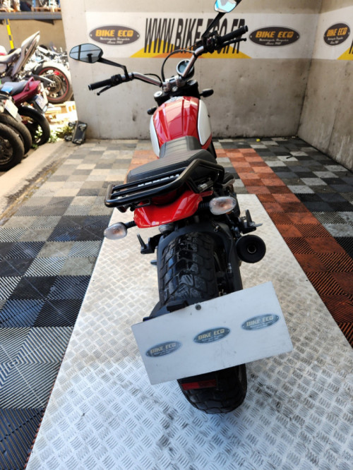 DUCATI SCRAMBLER 800