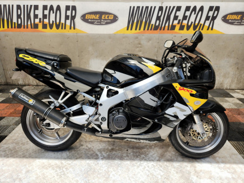 HONDA CBR 900 RR