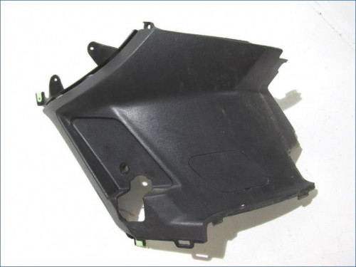 Cache carenage sous selle droit PEUGEOT KISBEE 50 2011-2012 4 T