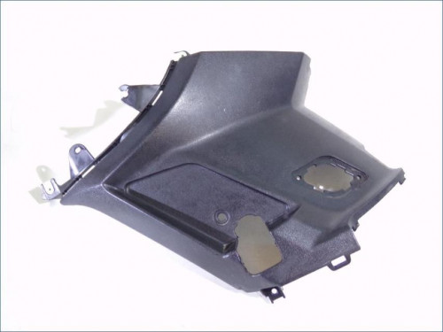 Cache carenage sous selle droit PEUGEOT KISBEE 50 2011-2017 RS 2 T