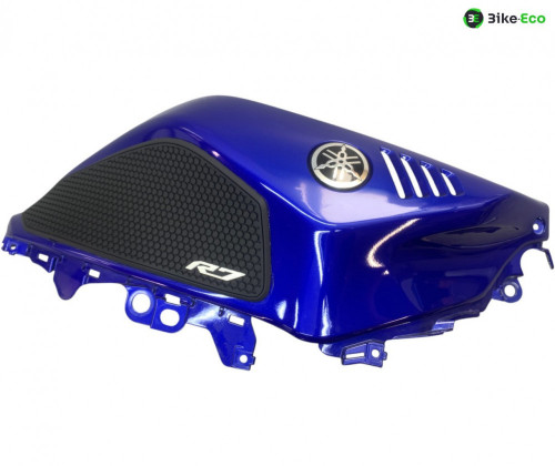 Cache reservoir droit YAMAHA YZF 700 2022-2025 R7