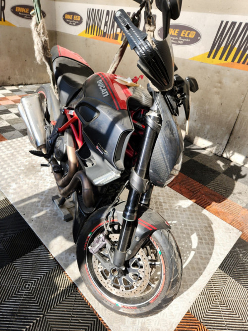 DUCATI DIAVEL